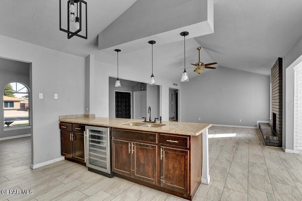 3709 Roslyn Drive - Photo 8