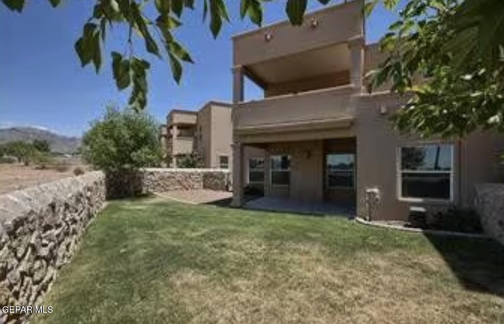 533 Green Village Court - Photo 1