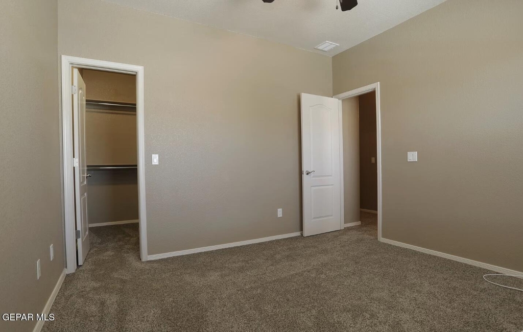 533 Green Village Court - Photo 3