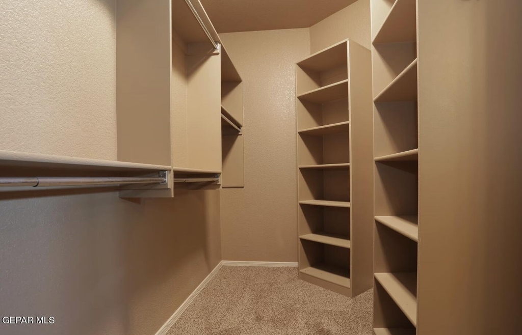 533 Green Village Court - Photo 9