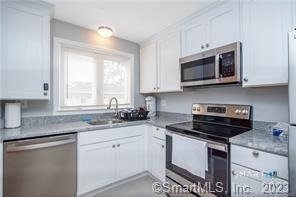 747 Main Street - Photo 3