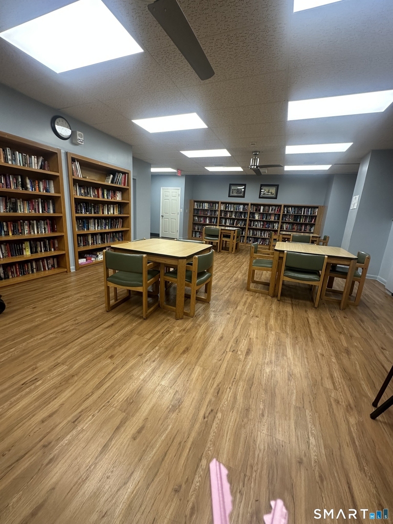 31 Woodland Street - Photo 9