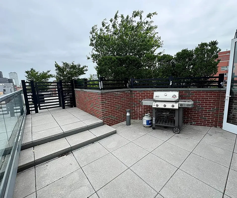 251 EAST - Photo 6