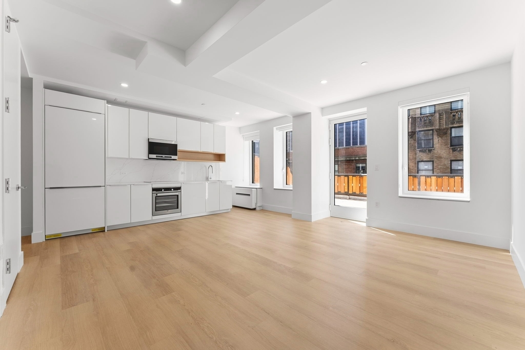 55 Broad Street - Photo 1