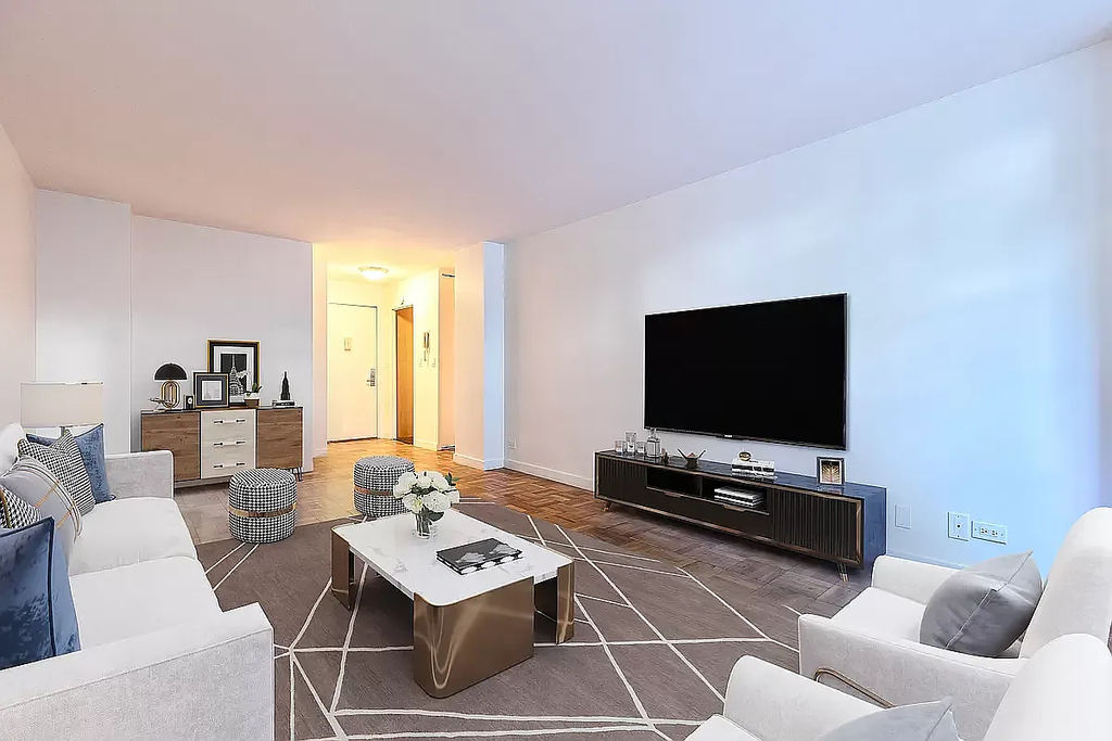 333 East 49th Street - Photo 1
