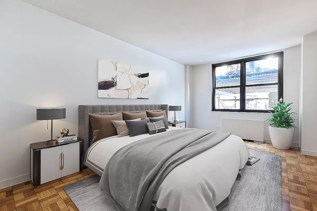 333 East 49th Street - Photo 2