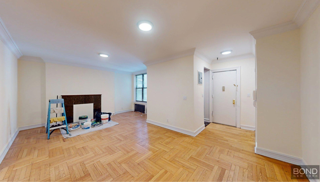 107 East 63rd Street - Photo 0