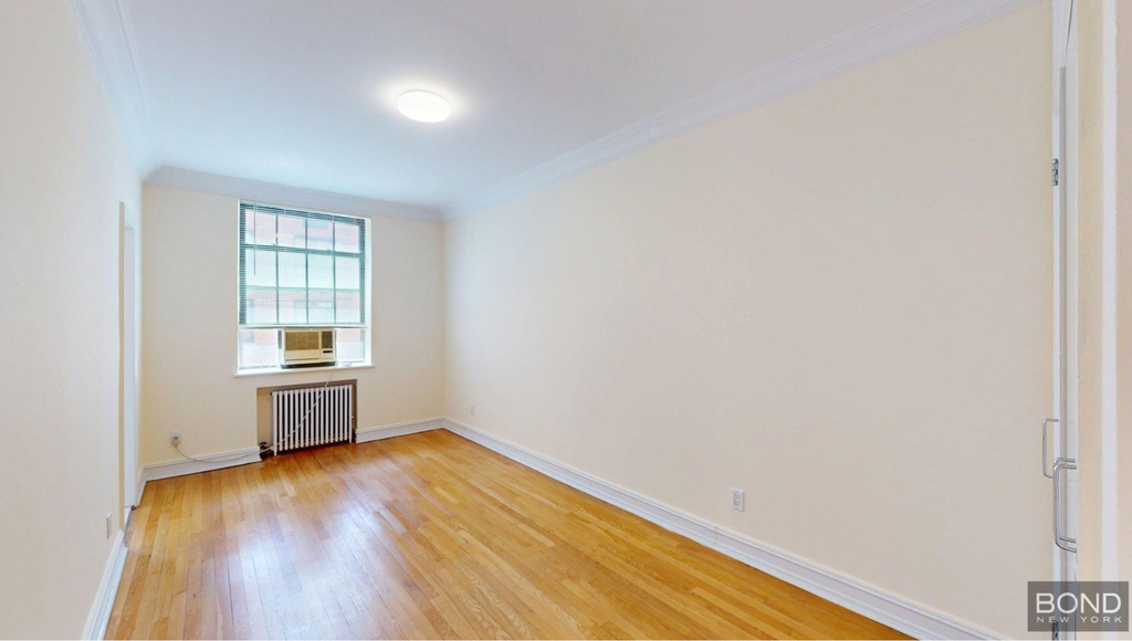 107 East 63rd Street - Photo 5