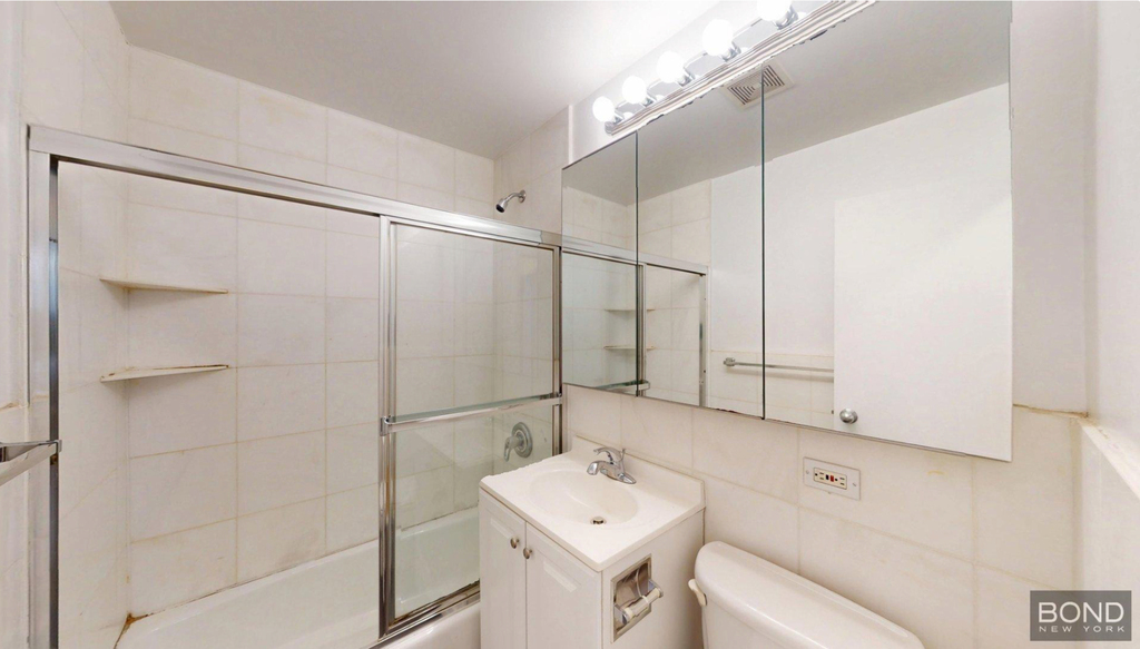 107 East 63rd Street - Photo 8