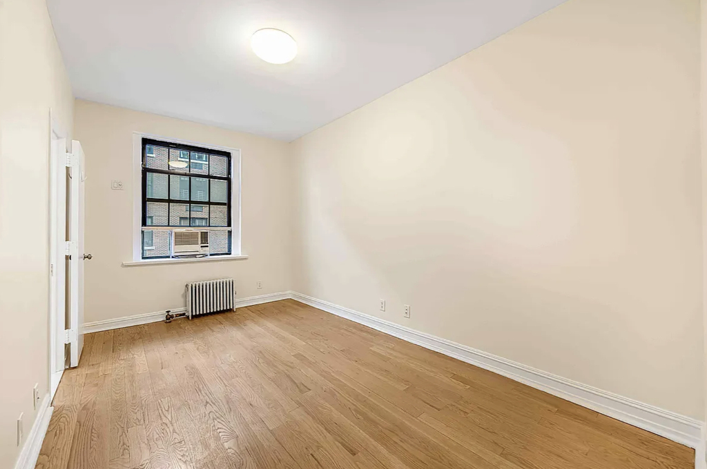 107 East 63rd Street - Photo 3