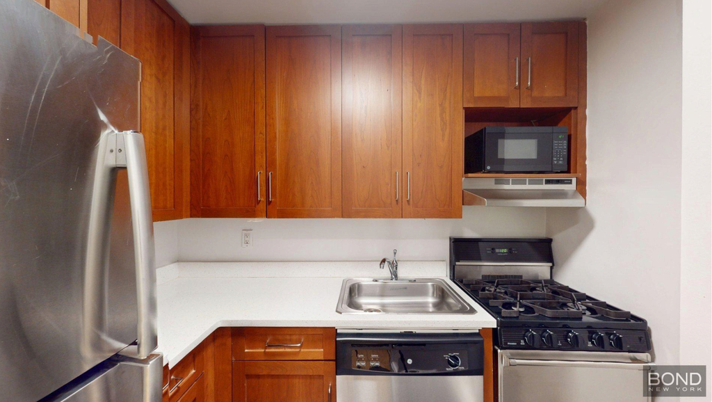 107 East 63rd Street - Photo 7
