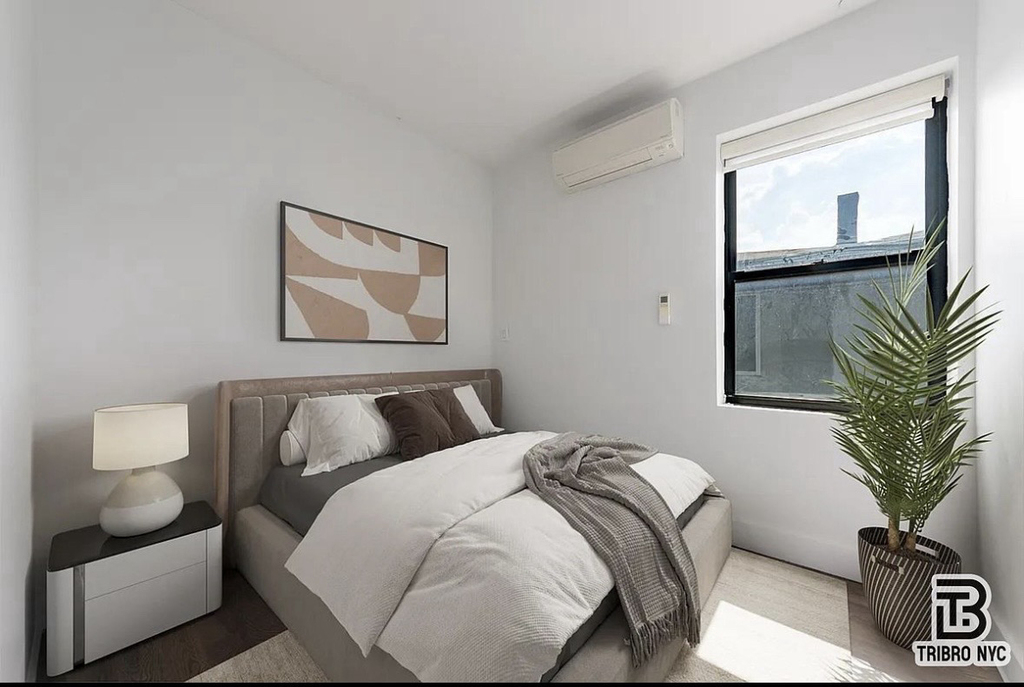 771 Lexington Avenue - Photo 1