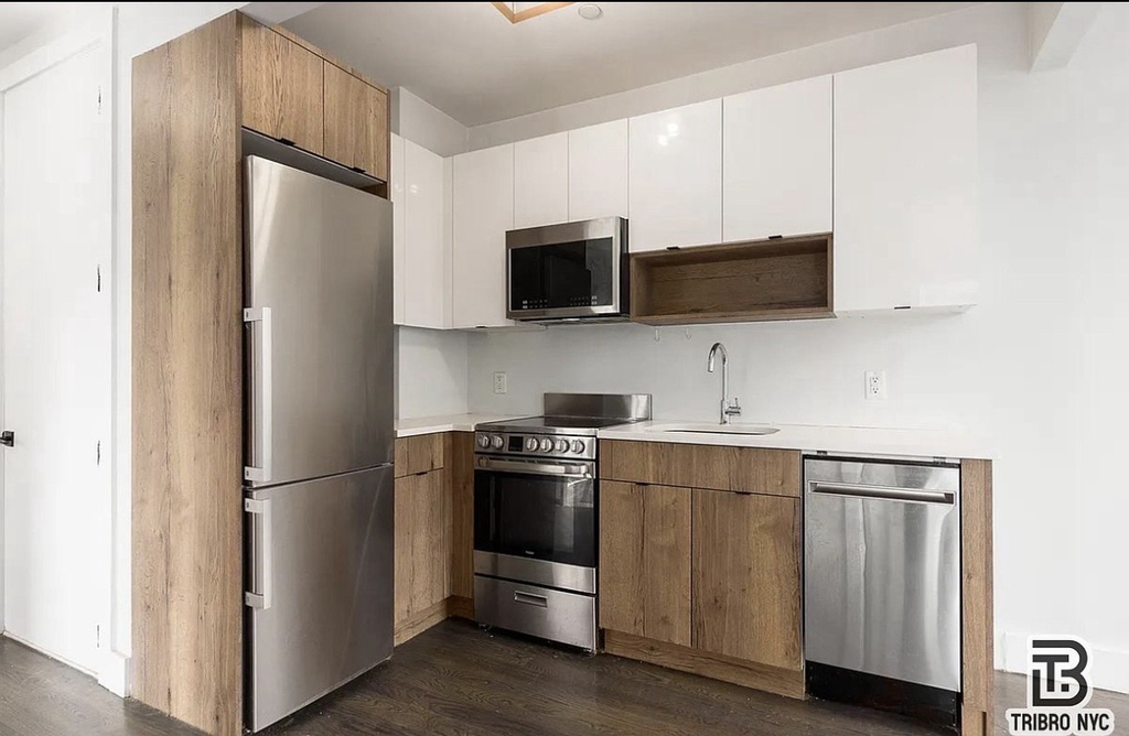 771 Lexington Avenue - Photo 5