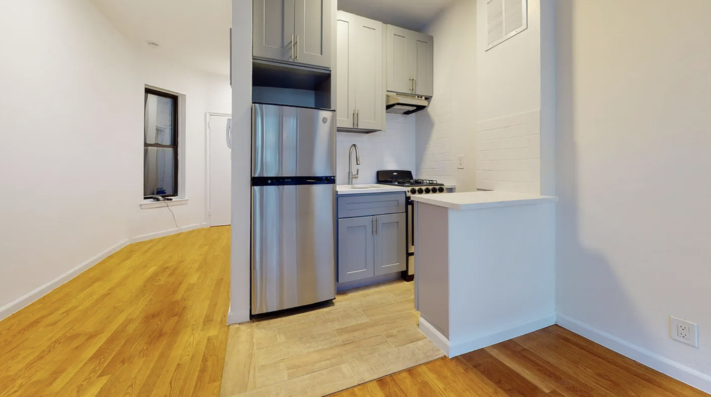 337 East 90th Street - Photo 2