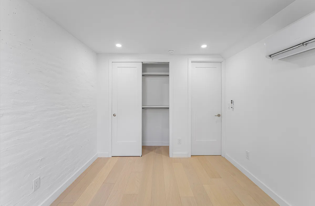 243 East 31st Street - Photo 7