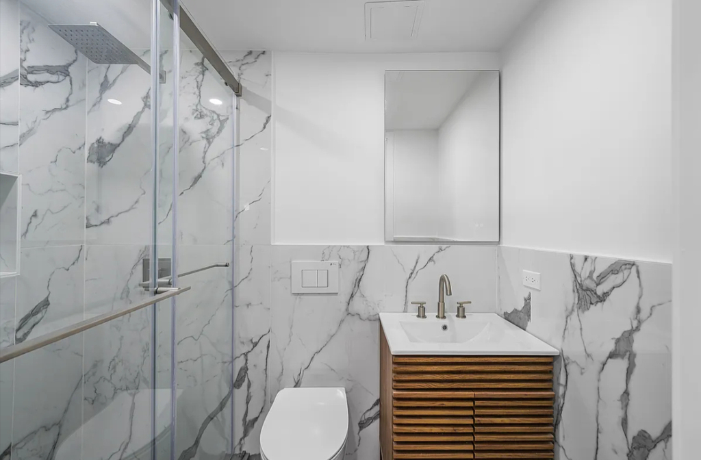 243 East 31st Street - Photo 9
