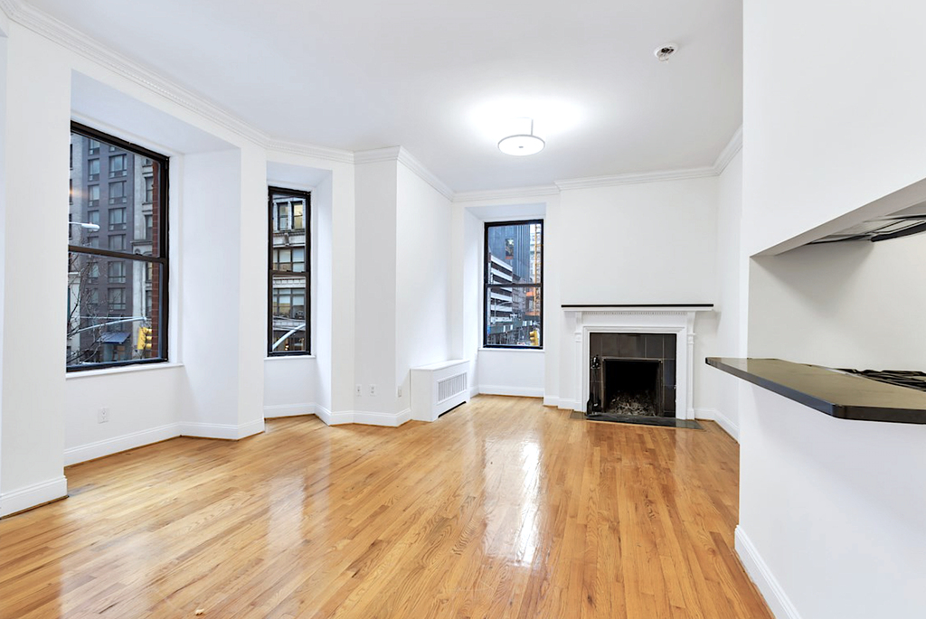 Madison Avenue - Photo 2
