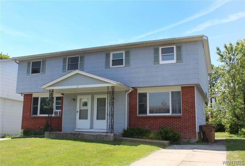 11 Lemans Drive - Photo 0