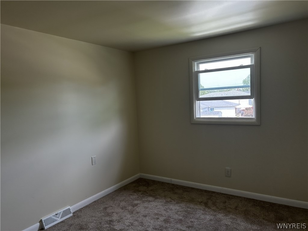 11 Lemans Drive - Photo 3