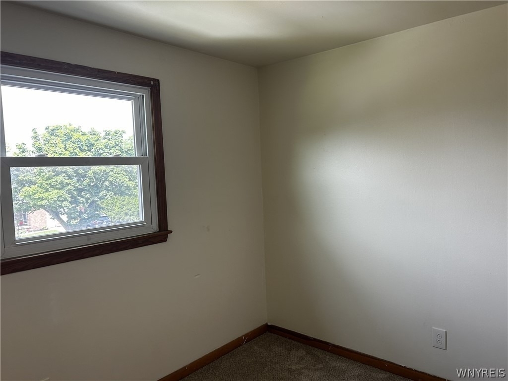 11 Lemans Drive - Photo 2