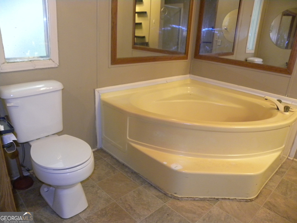 2627 Cole Road - Photo 10