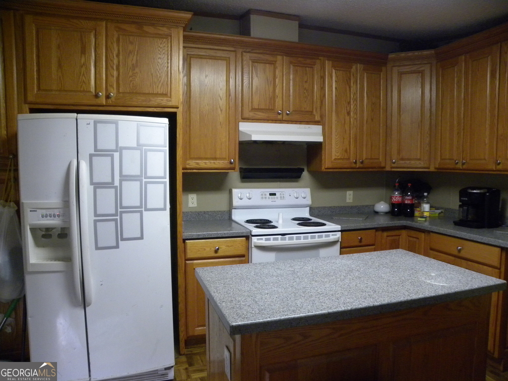 2627 Cole Road - Photo 2