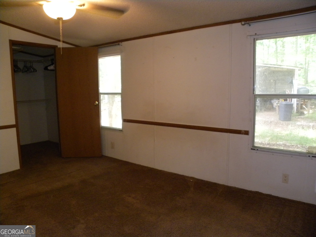 2627 Cole Road - Photo 6