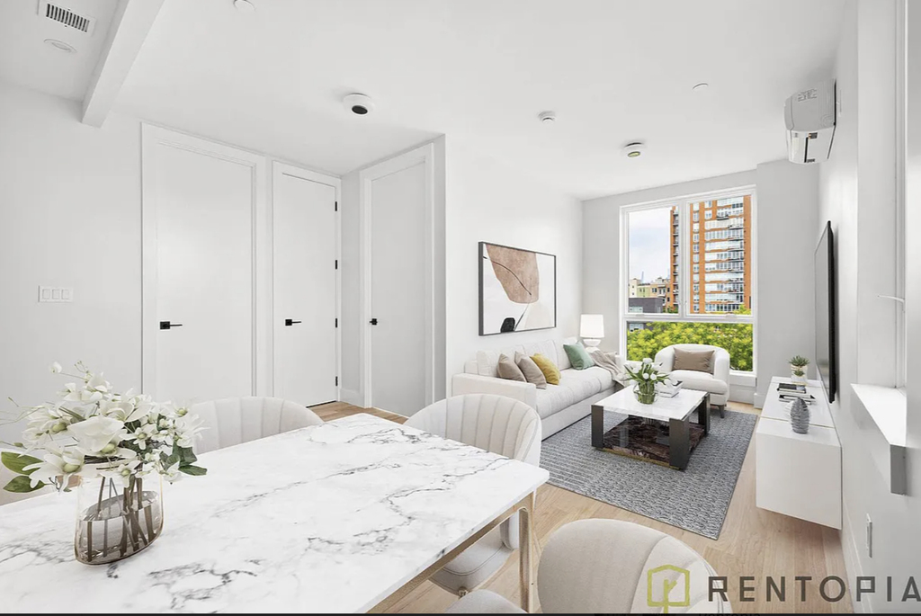 22 Frost Street - Photo 1
