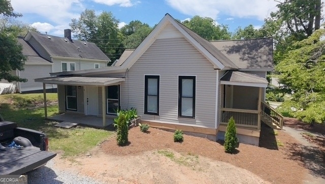 64 Wesley Street - Photo 0