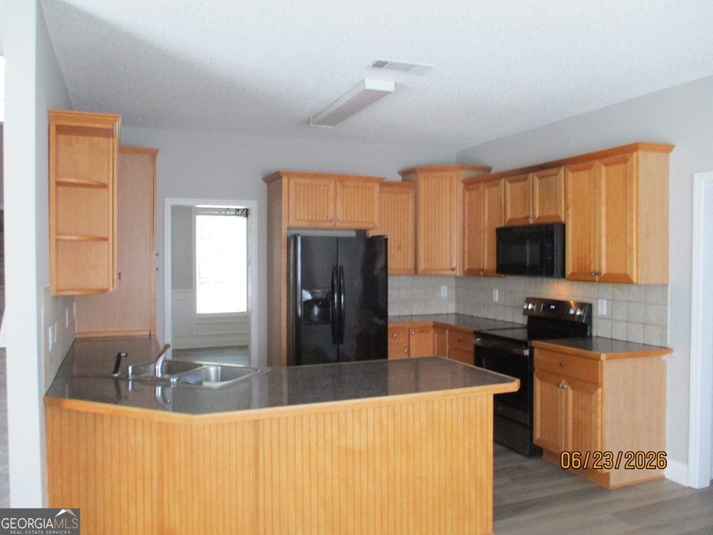 143 Marshas Vineyard - Photo 9