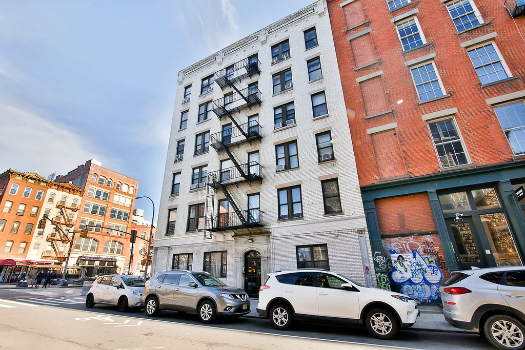 152 Thompson Street - Photo 9