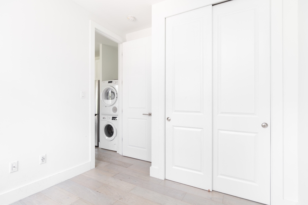 47 East 7th Street - Photo 5