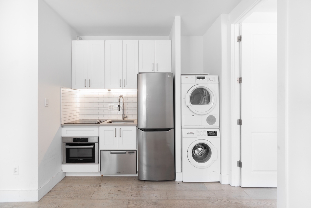 47 East 7th Street - Photo 3