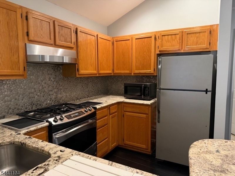 511 Chatfield Dr - Photo 6