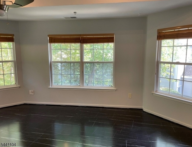 511 Chatfield Dr - Photo 11