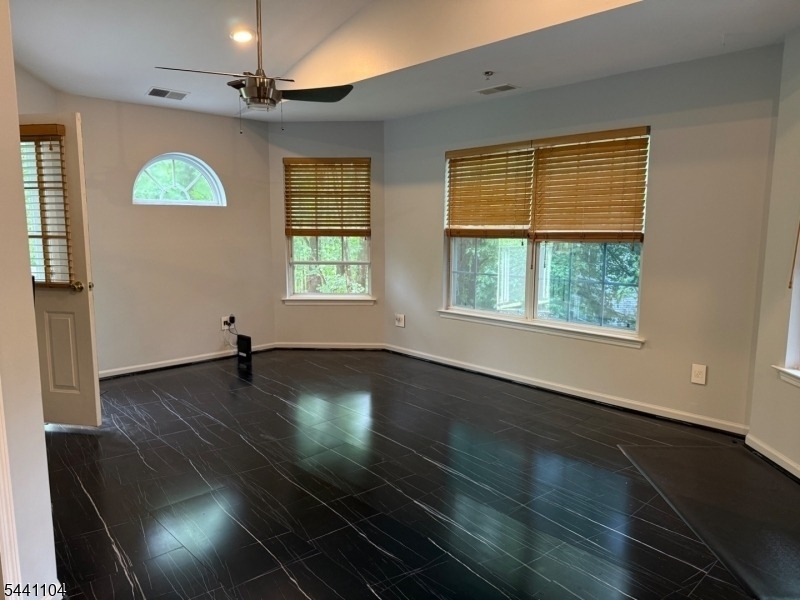511 Chatfield Dr - Photo 8