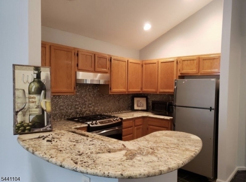 511 Chatfield Dr - Photo 3