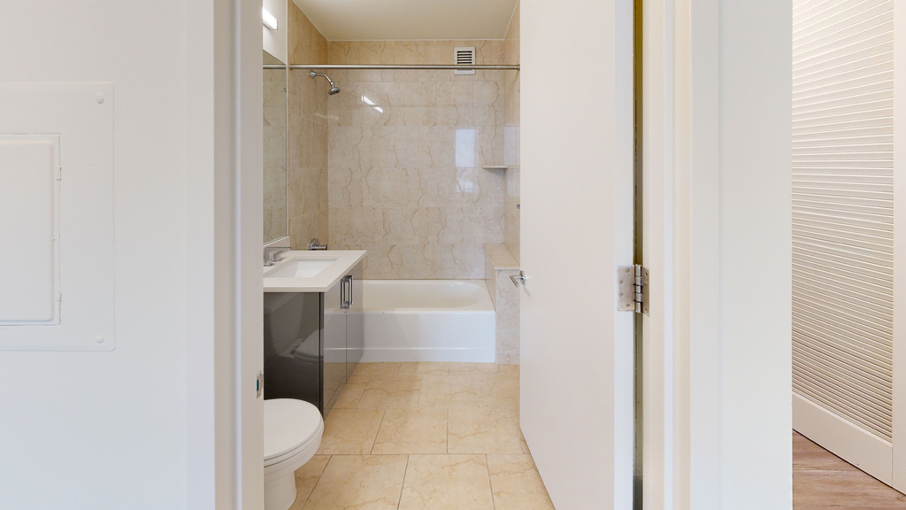 10 Hanover Square - Photo 4