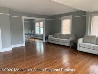 217 Albert Place - Photo 2