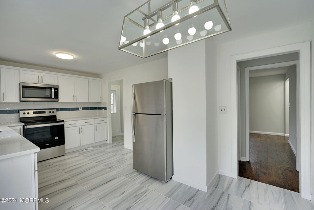 13 Swain Avenue - Photo 9