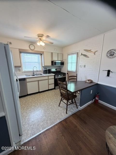 621 Essex Avenue - Photo 8
