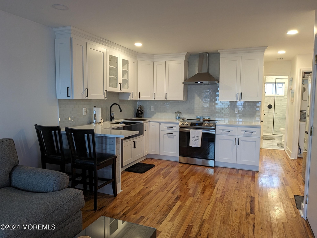 407 Ocean Avenue - Photo 0