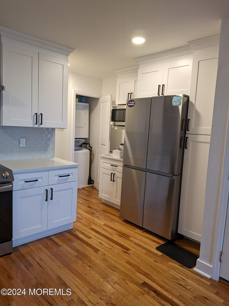 407 Ocean Avenue - Photo 4