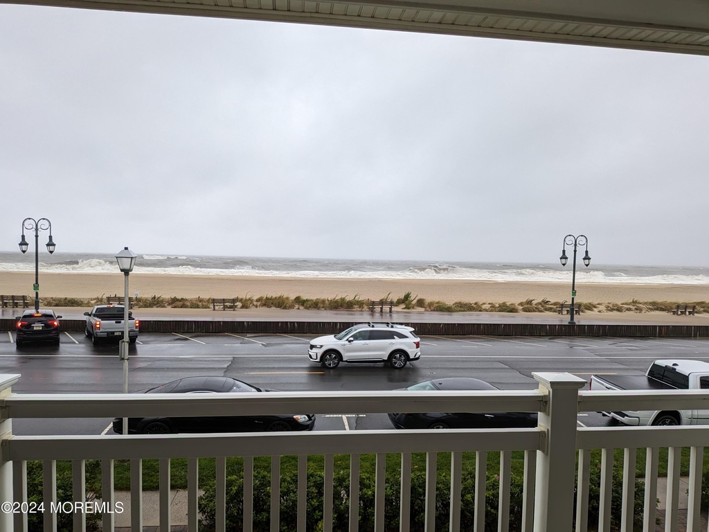 407 Ocean Avenue - Photo 1