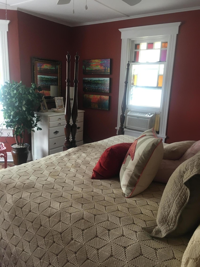 56 Heck Avenue - Photo 11