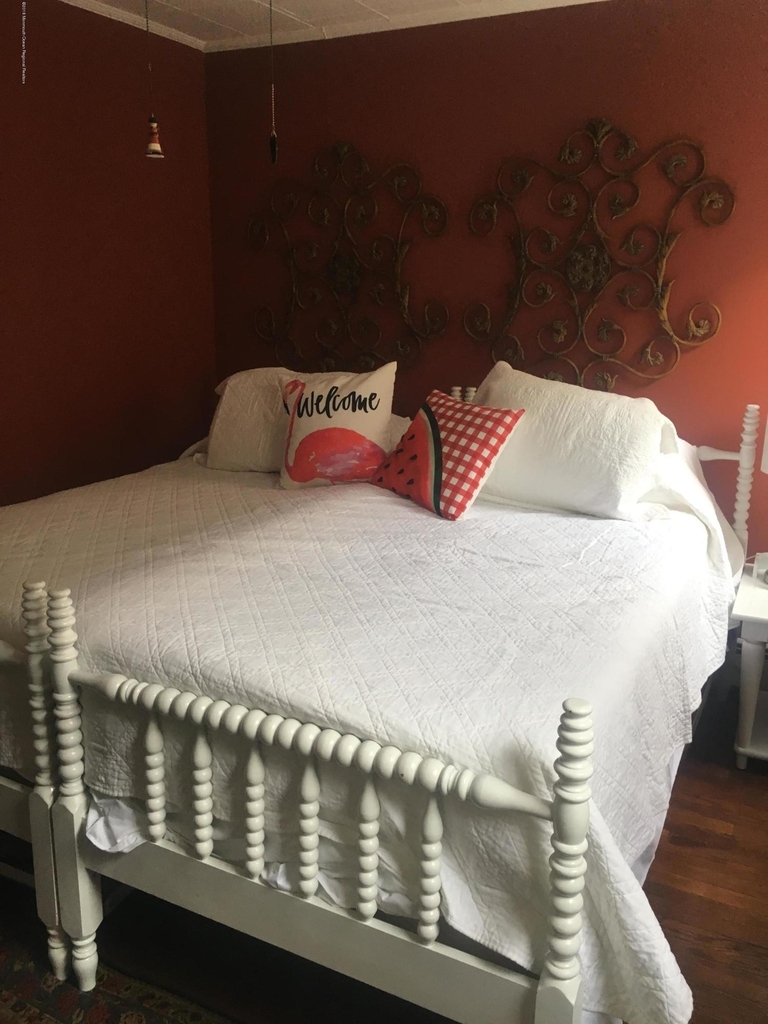 56 Heck Avenue - Photo 9