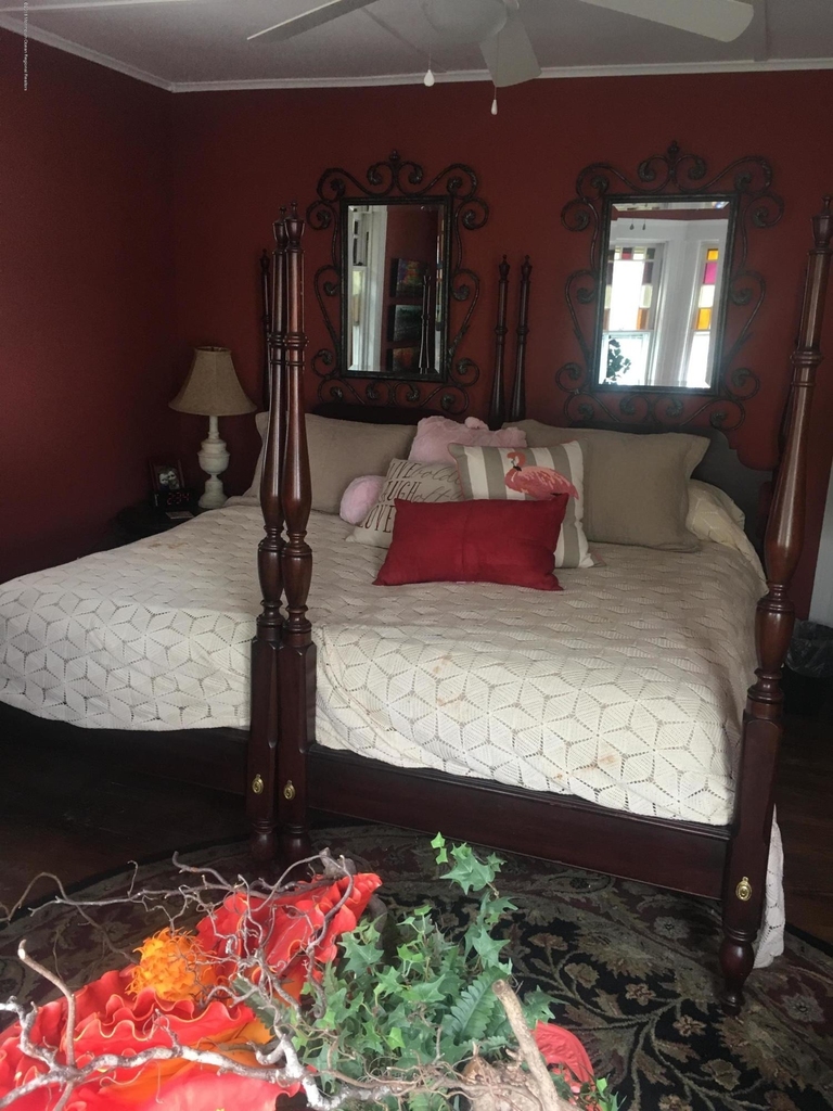 56 Heck Avenue - Photo 10