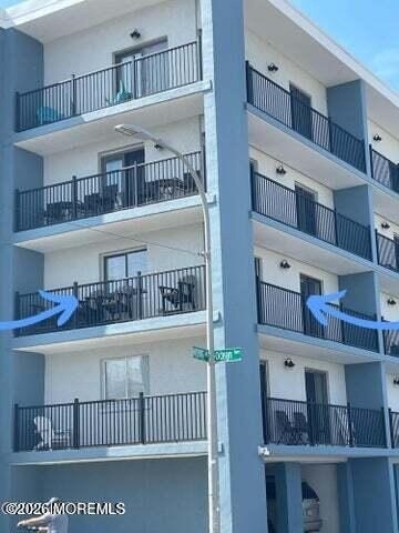51 Hiering Avenue - Photo 0