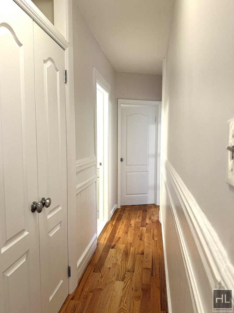 7 Avenue - Photo 11