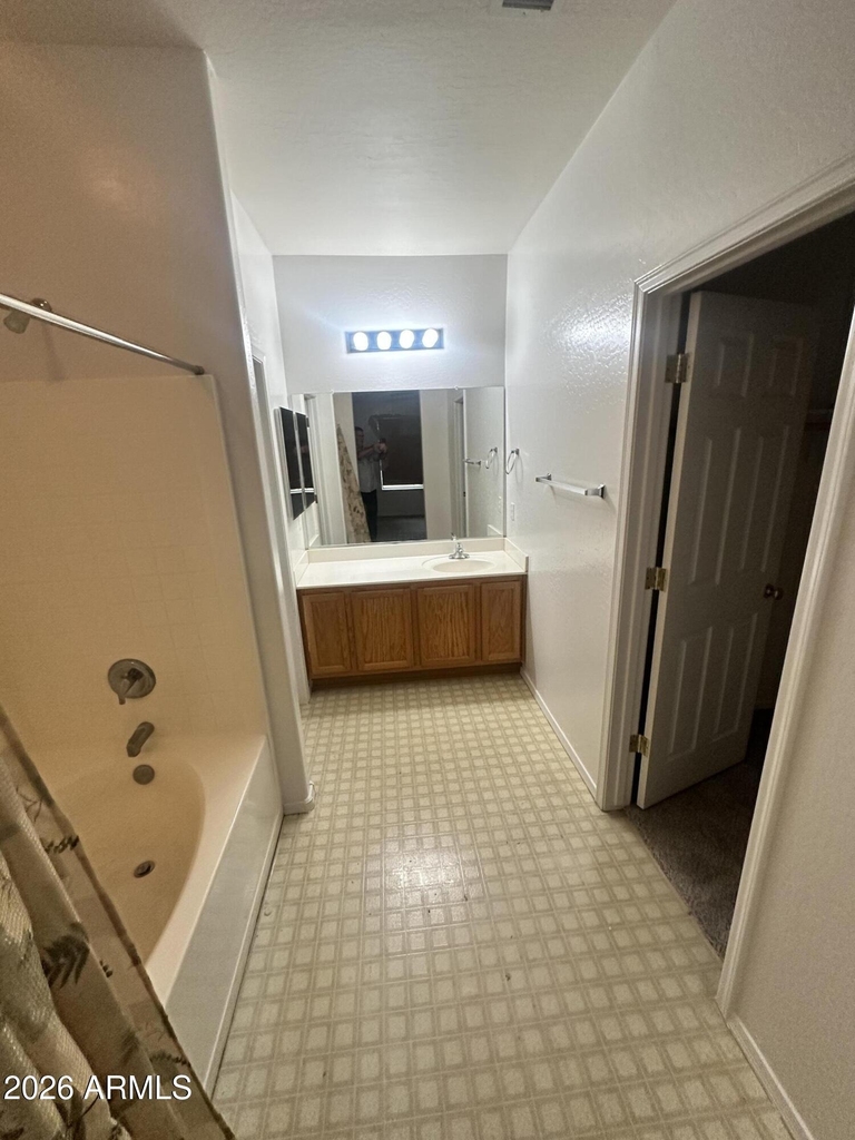 44 S Greenfield Road - Photo 9